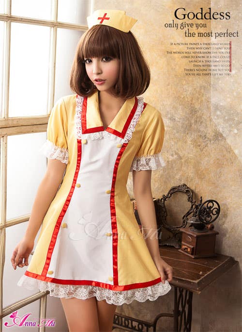 Anna Mu - Fantasy Nurse Experience Cosplay Yellow