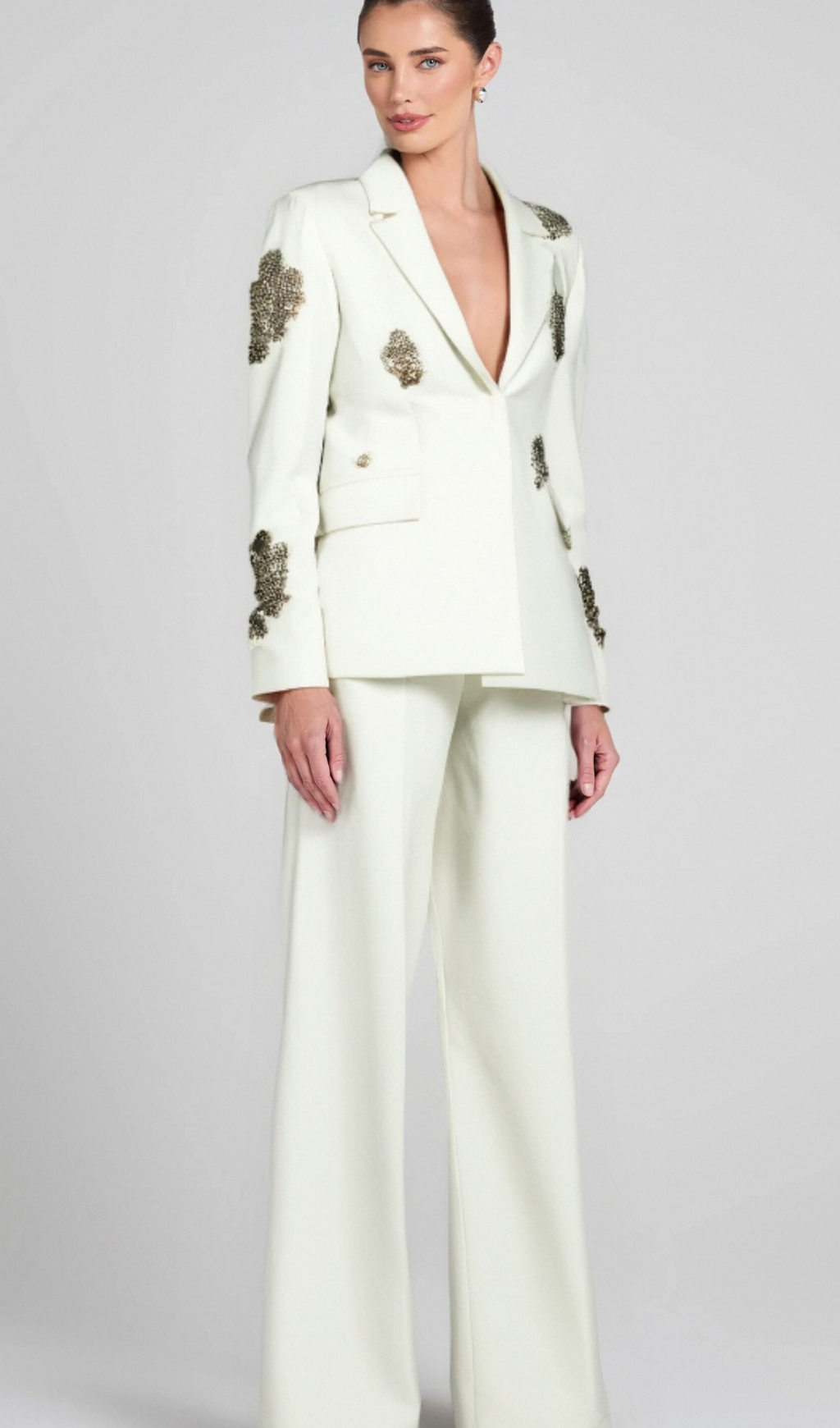 Winee Rhinestones embellished Blazer Set White
