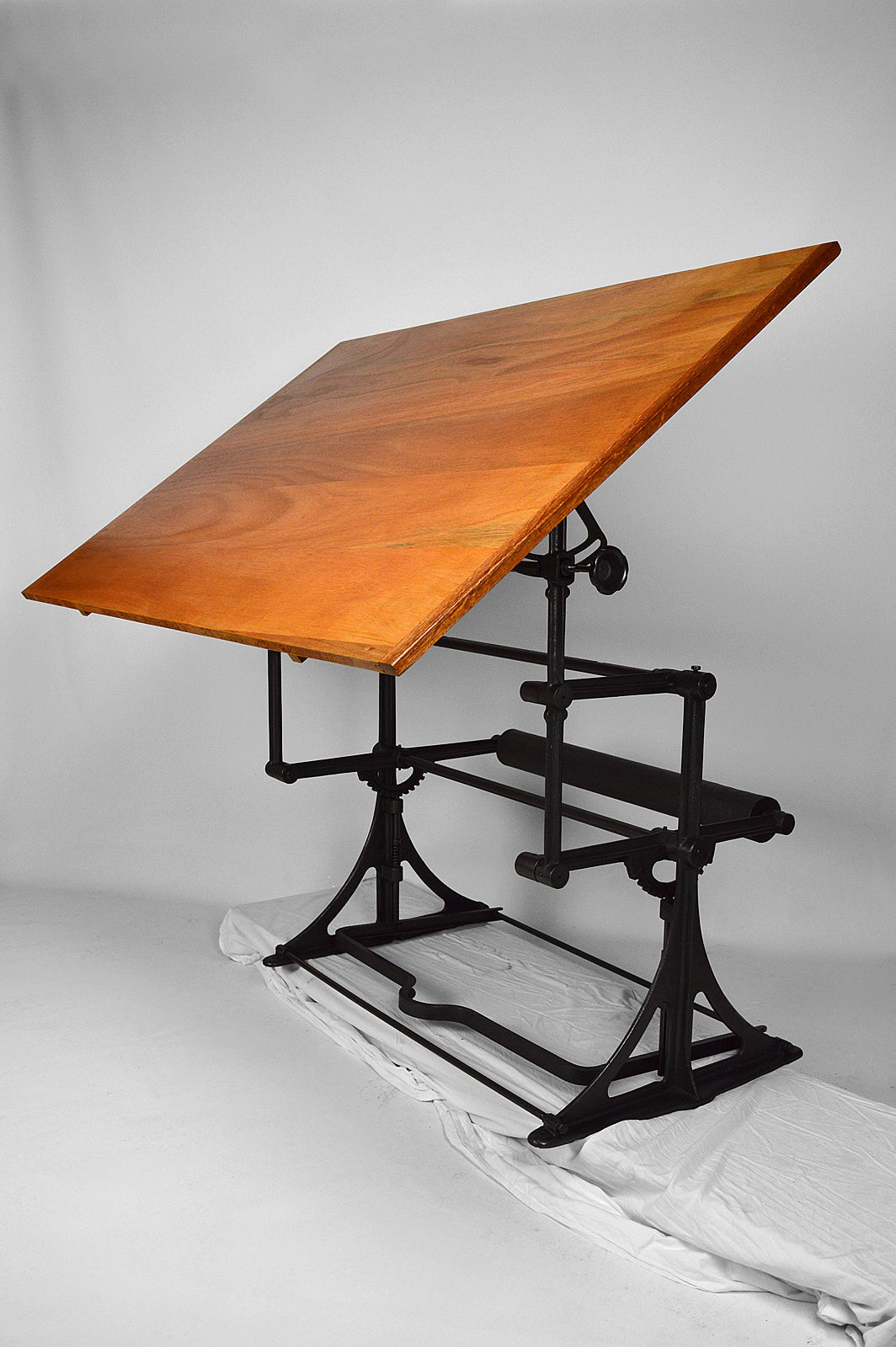 Table d'architecte industrielle ajustable en fonte, circa 1900
